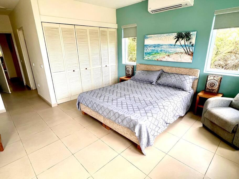Blue Emerald Beachfront Blessing Willemstad Buitenkant foto